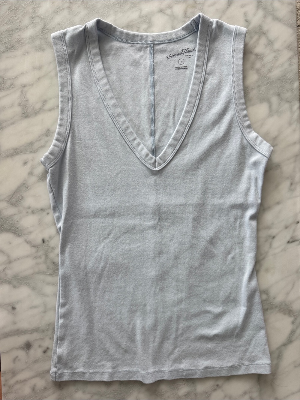 🌼Universal Thread🌼 Bundle V-Neck Tank Top s - Cream, Light Blue, Black - Picture 4 of 7